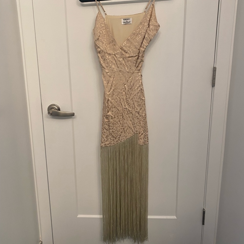 Runaway dress